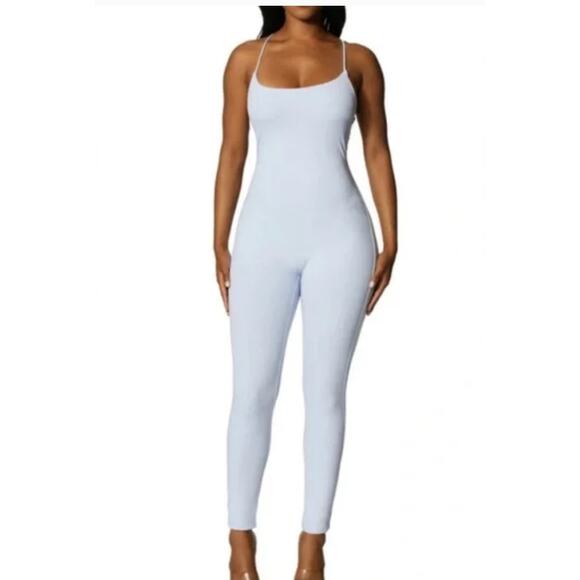 NWOT Naked Wardrobe Ribbed Cross‎ Back Jumpsuit Periwinkle Light Blue Size Large - Picture 1 of 7